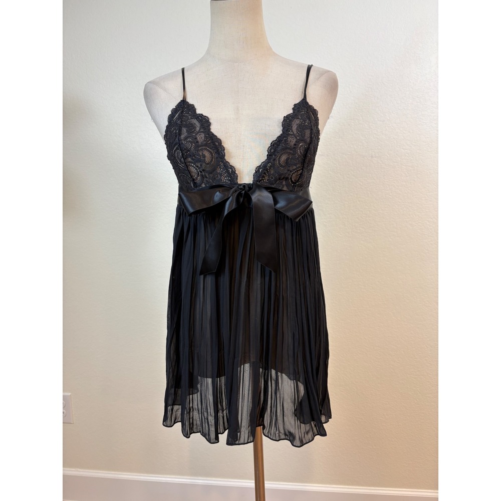 Victoria's Secret Babydoll Slip Dress M Black Lace Pleated Bow Coquette Romantic